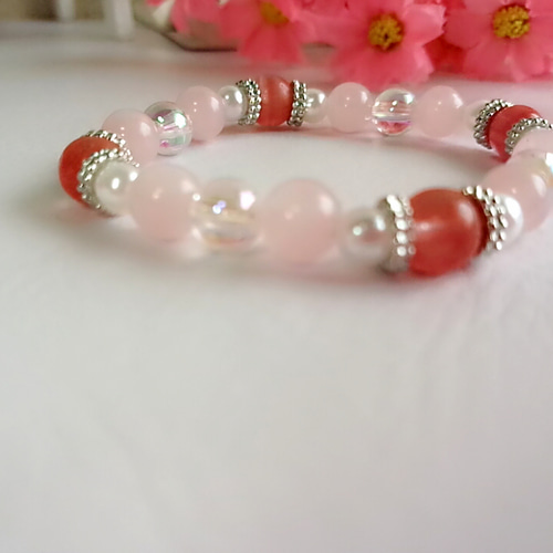 恋愛の石、チェリークォーツ、ローズクォーツを組み合わせ愛の目覚めへ