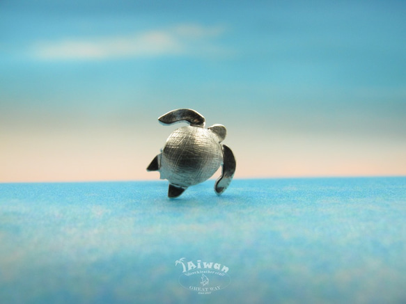 【925海洋銀飾 Diving silver】耳針式海龜耳環 第5張的照片