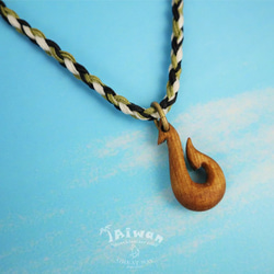 【海洋飾品 Wooden Necklace】海洋原木飾品--魚鉤 原木項鍊 第1張的照片