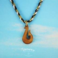 【海洋飾品 Wooden Necklace】海洋原木飾品--魚鉤 原木項鍊 第2張的照片