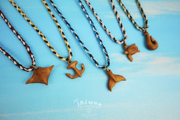 【海洋飾品 Wooden Necklace】海洋原木飾品--魟魚 原木項鍊 第8張的照片