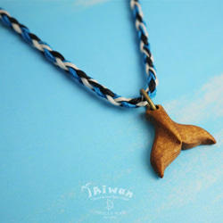 【海洋飾品 Wooden Necklace】海洋原木飾品--鯨魚尾 原木項鍊 第2張的照片