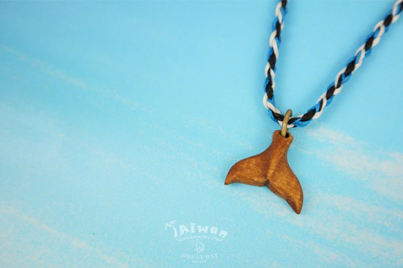 【海洋飾品 Wooden Necklace】海洋原木飾品--鯨魚尾 原木項鍊 第3張的照片