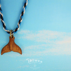 【海洋飾品 Wooden Necklace】海洋原木飾品--鯨魚尾 原木項鍊 第4張的照片