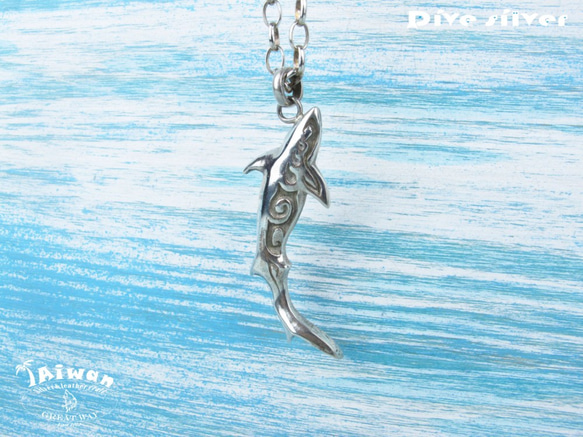 【Diving silver】925銀海洋潛水銀飾--鯊魚手工雕刻墜飾 第4張的照片