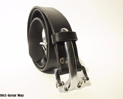 ハンドメイドのレザー - ヤギヘッド形状のベルト その他アクセサリー