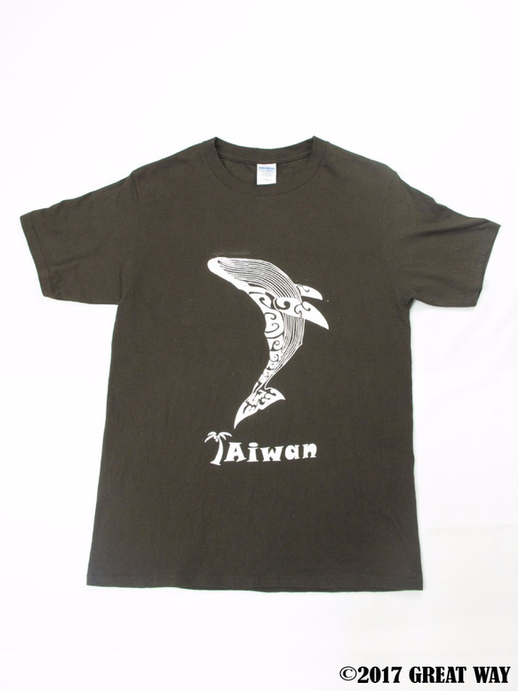 [独占商品]マオリトーテムスタイル绢プリントダイビングコットンTシャツ - クジラ 2枚目の画像