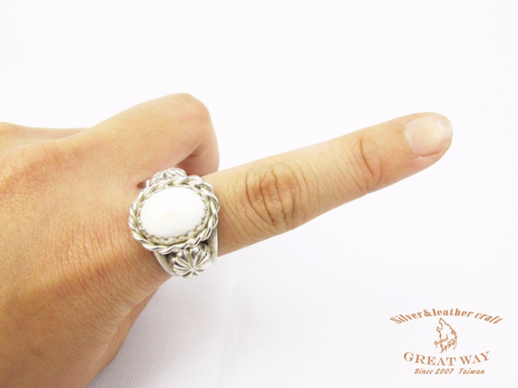 【Navajo 印地安銀飾】925銀手工銀飾--硨磲菊銀戒指 第5張的照片