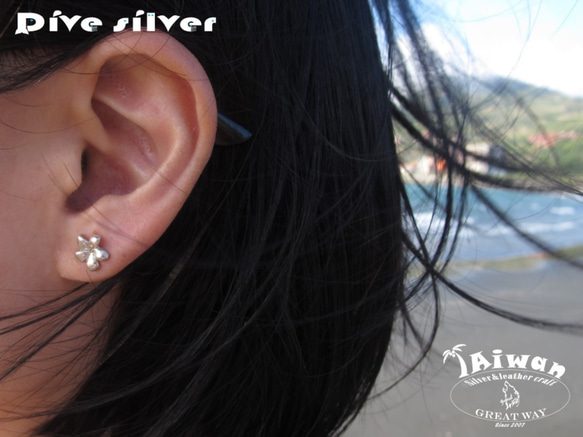 【Diving silver】925銀海洋潛水銀飾--迷你3D鯨鯊耳環 第6張的照片