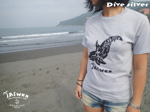 【獨家商品】毛利人圖騰風格絹印海洋潛水棉 T-shirt--殺人鯨 第2張的照片