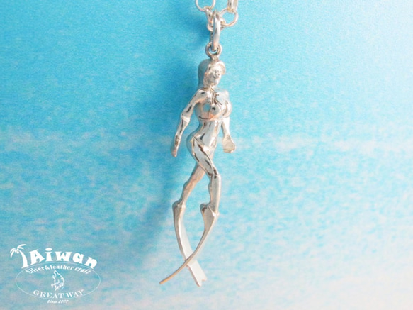 【Diving silver】925銀海洋潛水銀飾--自由潛水員自潛女神墜飾 第1張的照片