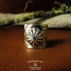 【NAVAJO 圖騰銀飾】925銀手工銀飾--菊銀鍛造戒指 第1張的照片
