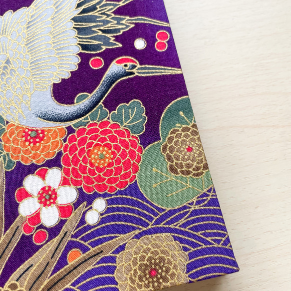 【大サイズ】紫色　鶴と花模様/御朱印帳 3枚目の画像