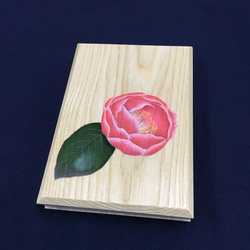 楓の木製 つばき柄/御朱印帳【中】 1枚目の画像