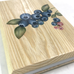 楓の木製 ブルーベリー柄/御朱印帳【中】 6枚目の画像