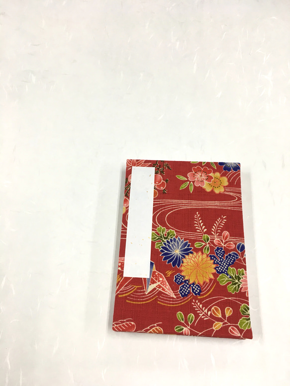 赤色 日本の花模様/御朱印帳【中】 5枚目の画像