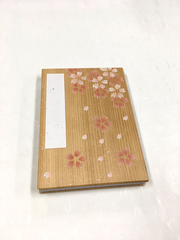 杉の木製！桜の花/御朱印帳【中】 2枚目の画像