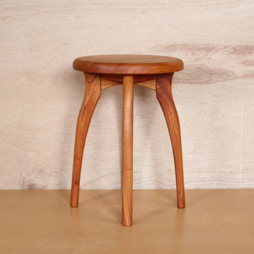 欅（けやき）スツール 無垢材 無垢材のスツールR・ケヤキ材