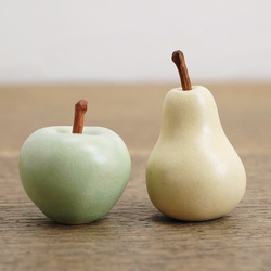Pear & Pippin（メモ押さえ） 1枚目の画像
