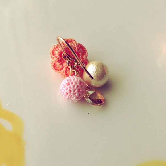 雫のスワロフスキー お花のピアス〜pink〜 4枚目の画像