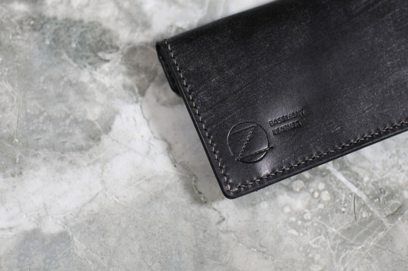 【 地下皮革工作室 】隨身系列：純手縫植鞣革零錢卡夾 - Bridle Leather 黑色 第4張的照片