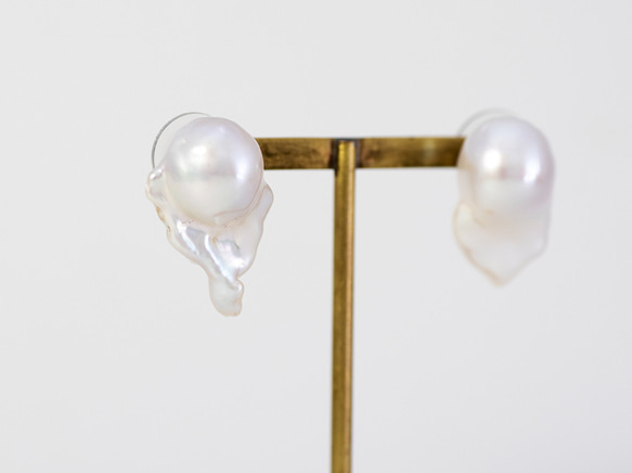 実店舗にて販売済みFresh water pearl Studs pierce -1- 2枚目の画像