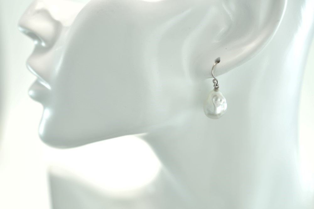 K18WGバロックパール・ピアス(B-P001)