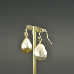 K18YGバロックパール・ピアス(B-P008) 3枚目の画像