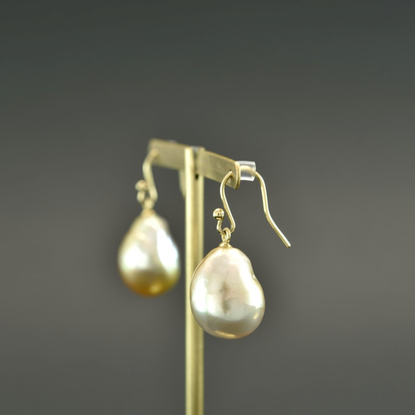 K18YGバロックパール・ピアス(B-P008) 3枚目の画像