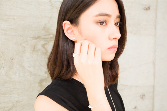 Little Silver Fruit Series: Stud Earrings 3枚目の画像