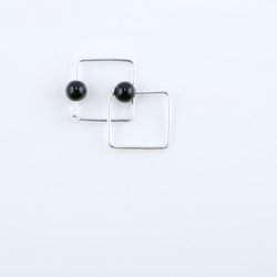 Pin Series Earrings: Onyx 3枚目の画像