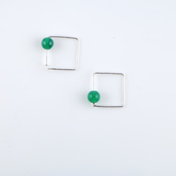 Pin Series Earrings: Green Agate 2枚目の画像