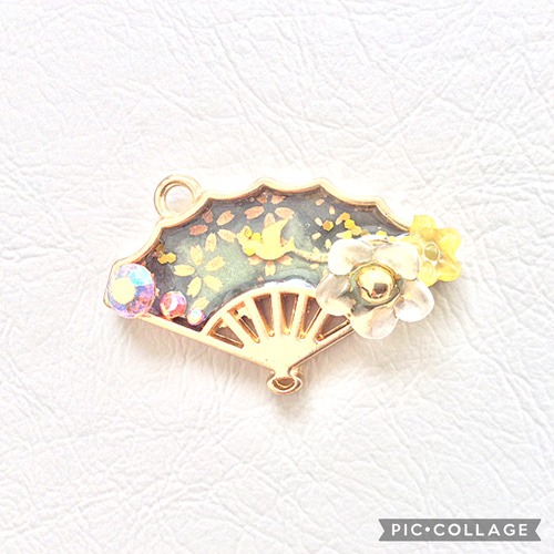 おまとめ中 花と扇子のストラップ おまとめ中 花と扇子のストラップ