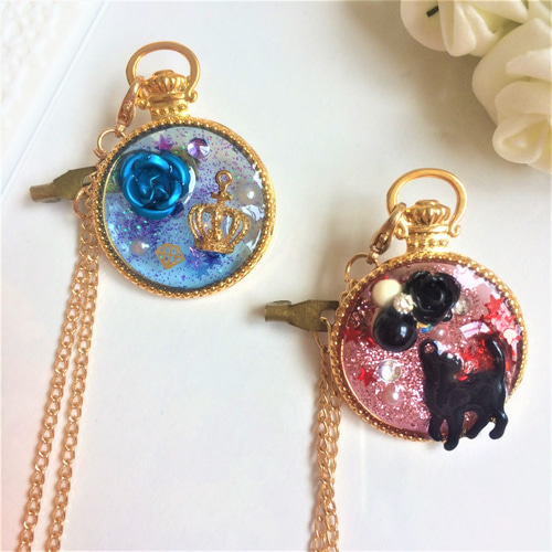 レジン 時計 黒 薔薇 猫 ネコ キャット ブローチ チャーム 懐中