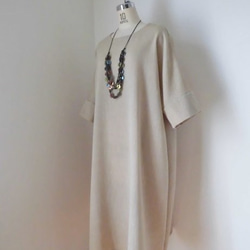 再次上架春夏鬆散的紡織亞麻混紡連衣裙米色 第4張的照片
