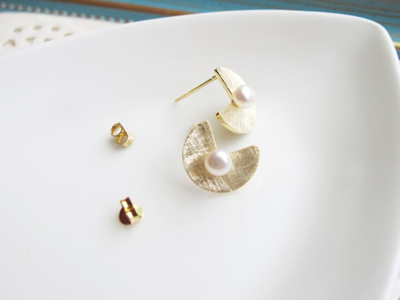 珍珠 x 925銀耳釘 【池塘的珍珠】 - 水晶耳環系列 第4張的照片