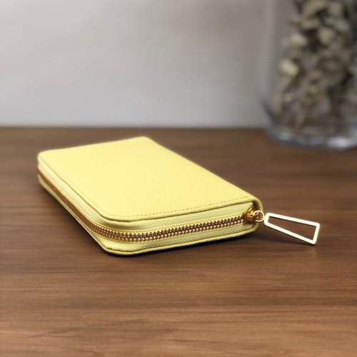 パステルイエロー】上品かつ高級感のある佇まいに仕上げたラウンド型
