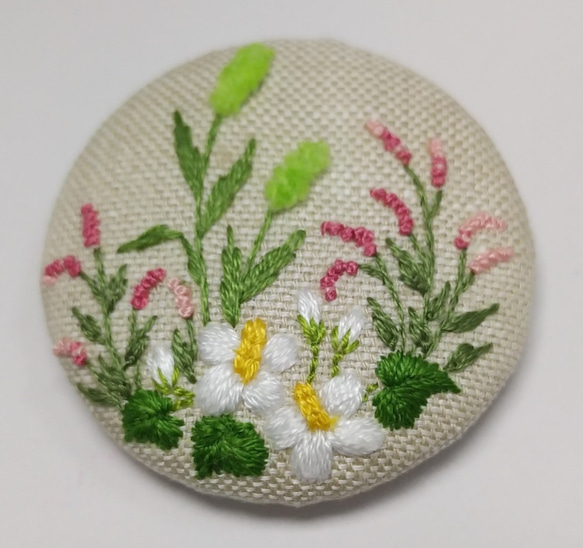 草の花手刺繍ブローチ 2枚目の画像