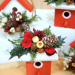 好可愛的北歐風木造小屋聖誕吊飾(聖誕佈置/聖誕裝飾/僅剩白屋頂小屋一個) 第1張的照片