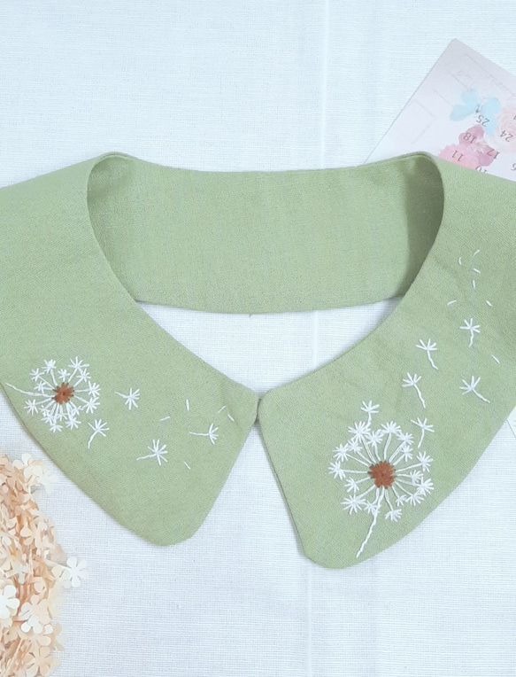 手刺繍。 Fly！タンポポ装飾カラーピース（フェイクカラー/フォレストウェア/コットンレプロシー） 4枚目の画像