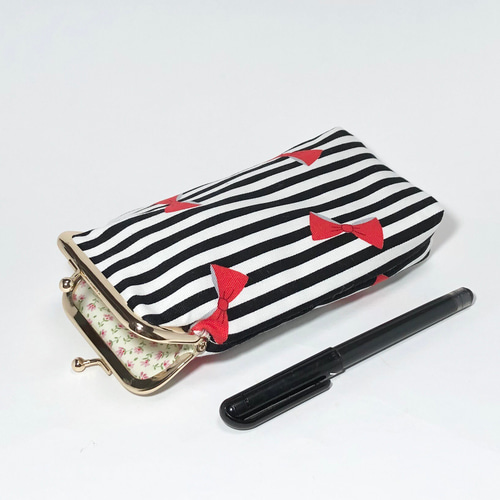 リボン柄がま口マルチポーチ ポーチ SUMISUMI48 通販｜Creema(クリーマ  