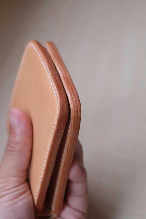 短い革のフォルダ/イタリアベジタブルなめしの革財布を縫います 3枚目の画像