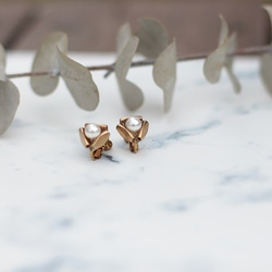 黃銅拼貼三角水晶珍珠貼耳耳環 第2張的照片