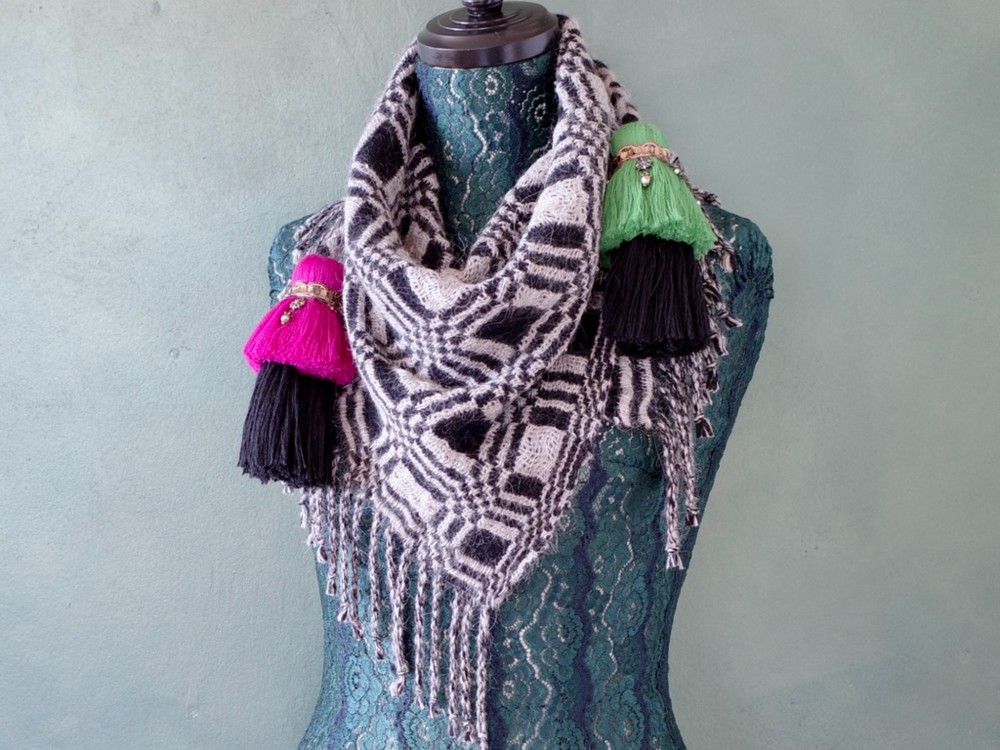 手織り 二重織 タッセル チェック モノトーン Handwoven NMMS21111