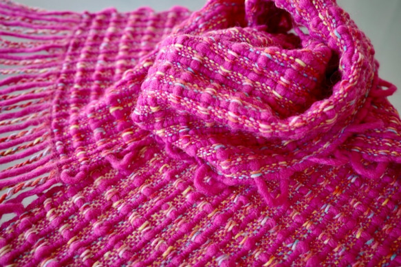 手織り マフラー ピンク ミックスカラー Handwoven 一点物 NMSS1876 3枚目の画像