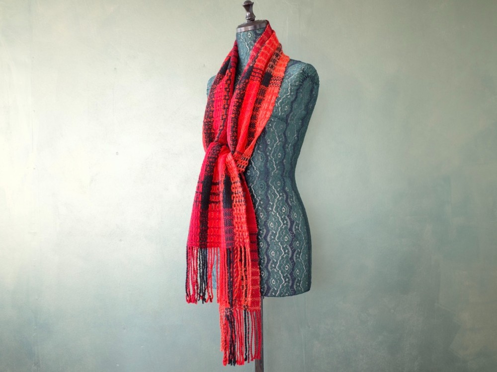 手織り ブロックツイル織 チェック スカーレット Handwoven  NMML19103