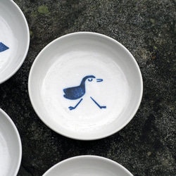 小さな丸い皿シリーズ - ソースの小さい皿、デザート皿、小青と白の磁器Caidie 2枚目の画像