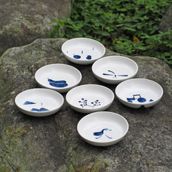 小さな丸い皿シリーズ - ソースの小さい皿、デザート皿、小青と白の磁器Caidie 5枚目の画像