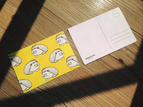 【動物系列】忙碌的刺蝟 填色明信片 (2張) 第3張的照片