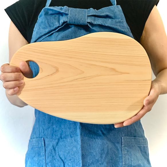 丸みの可愛いヒノキプレート/まな板 カッティングボード ランチ